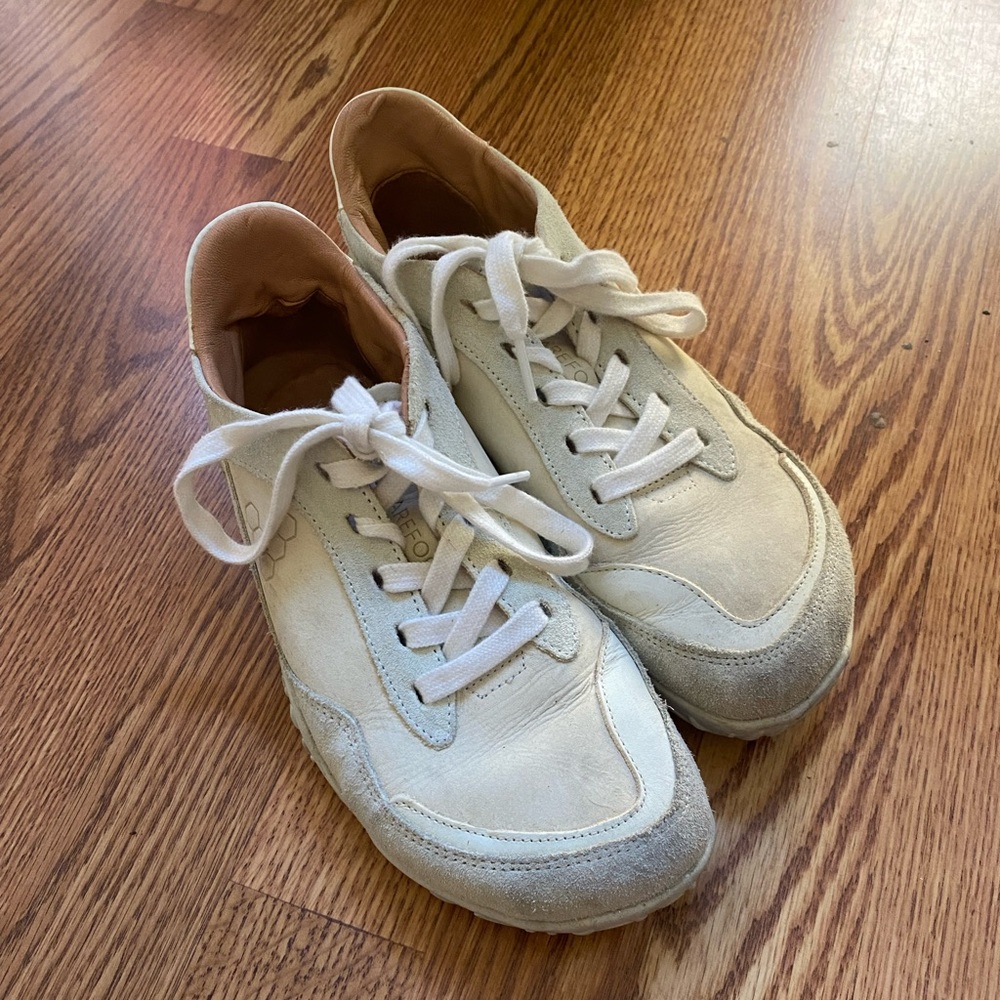 Vivo novus sneakers